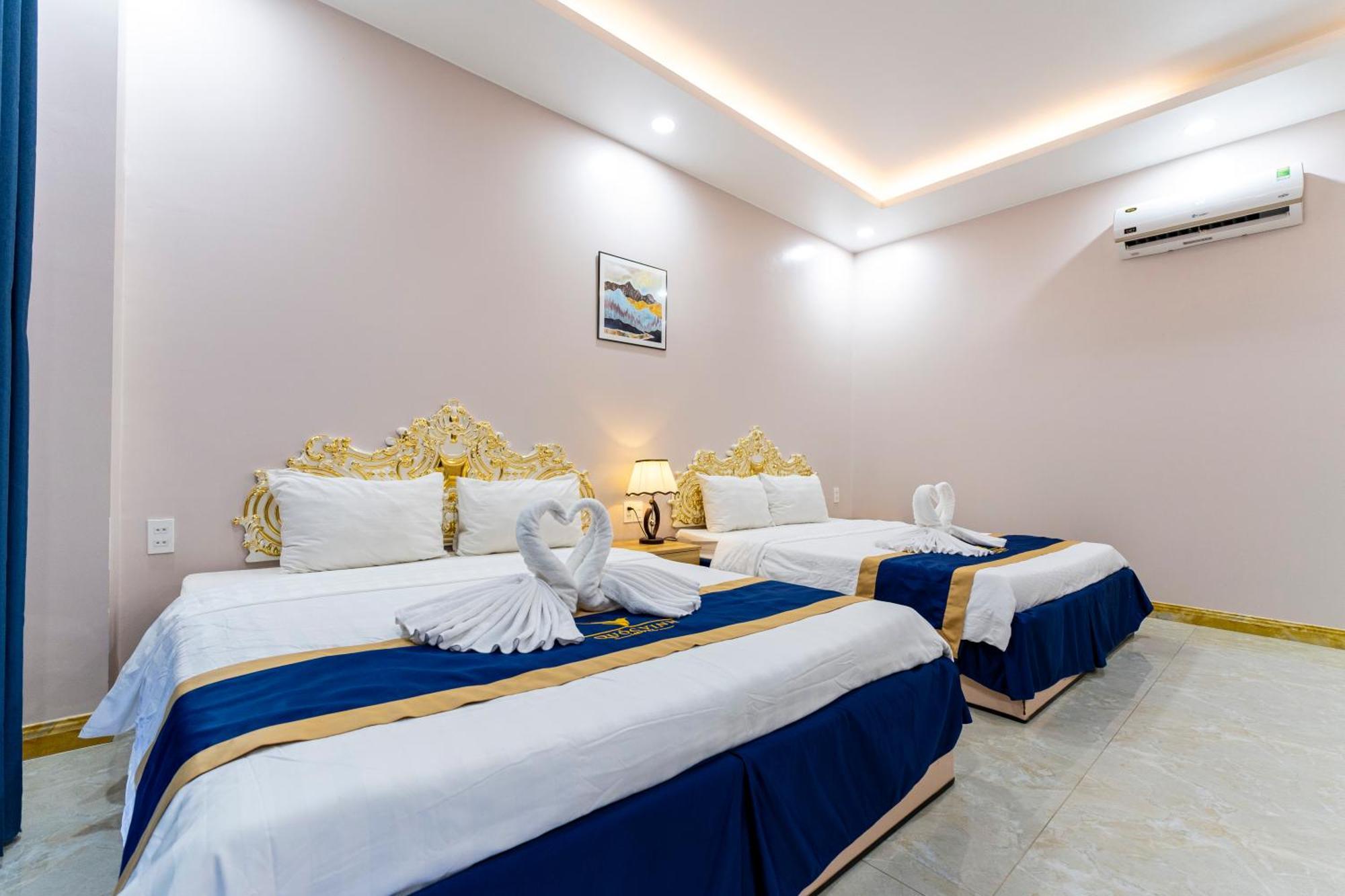 Quoc Vinh Hotel Rach Gia Exterior photo